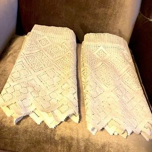 2 beautiful Valances 18T by 60W